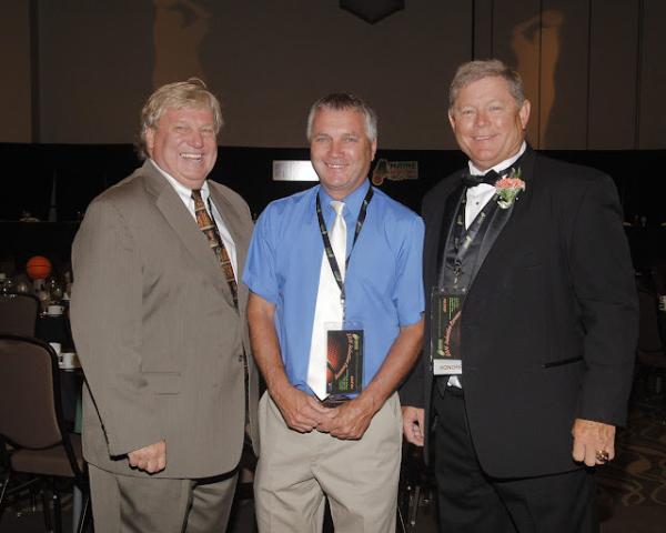 Steve Pound Obituary; Canadian Basketball Player, Passes Away - Steve Pound of Acadia University